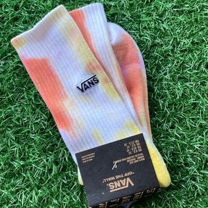 • VANS “Off The Wall” Men’s socks